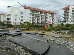 В Сочи после урагана будут строить новую набережную 