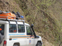 В горной местности Сочи спасатели ищут психически больного пенсионера 