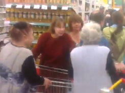 Обезумевшие из-за акции на сахар краснодарцы попали на видео