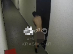 В Краснодаре голый педофил преследовал девочку