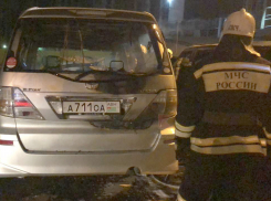 Пять машин сжег неизвестный в Краснодаре