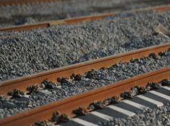В Краснодаре 27-летний мужчина погиб под колесами поезда 