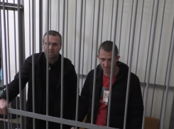 В Краснодарском крае блогеров признали виновными в краже дорожных знаков