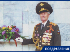 Ветеран пожарной охраны и Великой Отечественной войны Иван Сущенко отмечает 96 лет