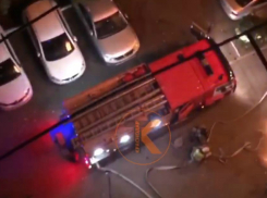 При пожаре в микрорайоне Гидростроителей Краснодара пострадал человек