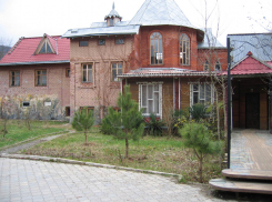 На заседание о нарушениях в лицее Щетинина не пустили юристов краевого Минобра