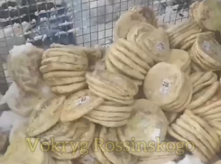 Краснодарец показал продуктовые карточки во время голода после массового выбрасывания хлеба