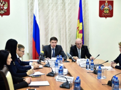  Власти Кубани отчитались о борьбе с незаконной рекламой на зданиях 