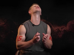 «Нереально жесткая заруба»: кубанского бобслеиста проверили на прочность в новых «Титанах»