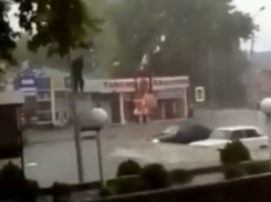 «Плыви за мной»: Белореченск подхватил дождевой марафон от Краснодара