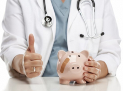  Врачи на Кубани будут получать по 50 тысяч рублей и выше 