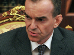 Губернатор Кубани приказал оказать помощь пострадавшим в ДТП в Темрюкском районе