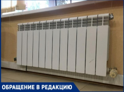 «Ни горячей воды, ни отопления»: жители дома на Магистральной замерзают в своих квартирах 