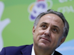 Мутко рассказал о «страшной дедовщине» в своей юности на фестивале в Сочи