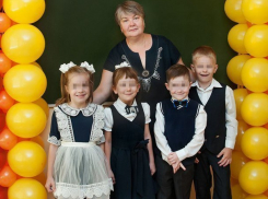 Родители из Краснодара мечтают отдать ребенка «виновнице» слез первоклассника Макара