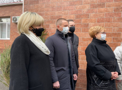 Депутат Андрей Анашкин поздравил краснодарских медиков с наступающим Новым годом