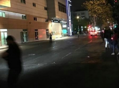 Эвакуированным из «Галереи» под дождь краснодарцам запретили забирать машины