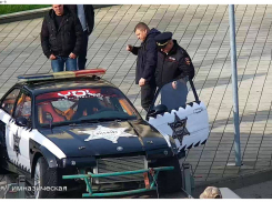 Администрацию Краснодарского края оцепила полиция из-за подозрительного авто