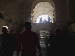  «Впечатление сильное оставляет»: Байкерам показали Керченскую крепость 