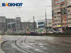«Метро само себя начинает строить»: реакция краснодарцев на второй за неделю провал грунта на Московской