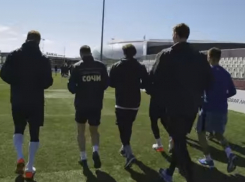 Хоккеисты «Сочи» отложили клюшки и сыграли в футбол