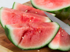 Два человека умерли от отравления арбузом из бывшей розничной сети Галицкого