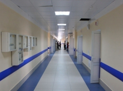 Конфликт в сочинской инфекционке: двухлетнего ребенка скрывают от отца