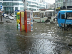 Кооперативный рынок Краснодара пострадал из-за сильного ливня 