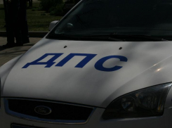 В Краснодаре фура влетела в частный дом в результате ДТП