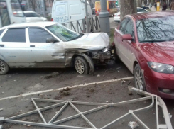 Пьяный водитель в Краснодаре стал виновником ДТП с 4 машинами