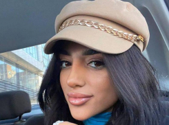 Краснодарка случайно перепела на улице Адель и стала звездой Tik-Tok