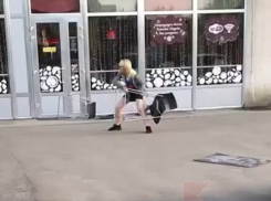  Владелица краснодарского кафе, где женщина кидалась стульями, рассказала об инциденте 