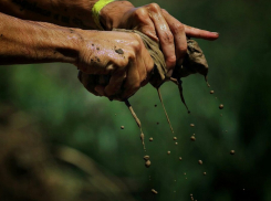 «Жесть и сталь»: Появились снимки экстремального забега под Краснодаром