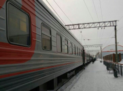 Локомотив протаранил легковушку в Краснодарском крае