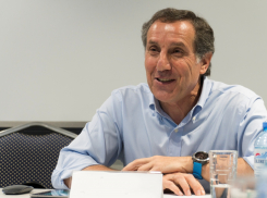 Сделать профессию педагога престижной, а обучение - доступным: «Новые Люди» провели круглый стол в Краснодаре