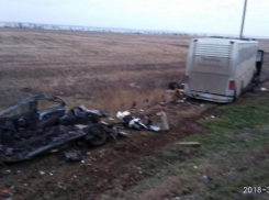 В Краснодарском крае в ДТП с автобусом погибли два человека
