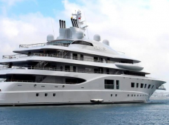 Яхта миллиардера Сергея Галицкого засветилась на шоу в Монако