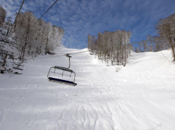 Горнолыжные трассы в Сочи закрывают из-за слишком теплой весны