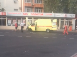 Таксист без прав протаранил машину скорой помощи с пациентом на Кубани