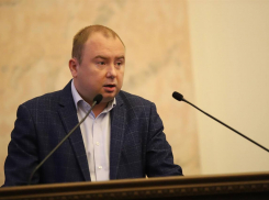 «Прививаться нужно – заставлять нельзя!»: депутат ЗСК Денис Хмелевской против закона о введении QR-кодов