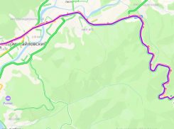 В Краснодарском крае вдоль Чёрного моря образовалась 14-километровая пробка