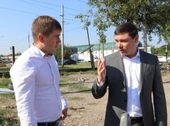 Мэр Краснодара снес магазины и СТО, чтобы построить аллею