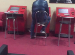 Сотрудники ФСБ «накрыли» подпольный игорный клуб в Новороссийске