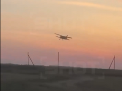 Кадры падения самолета в Краснодарском крае появились в сети