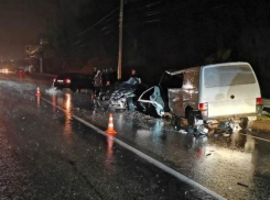 На Кубани женщина разбилась в ДТП на трассе в снежный вечер