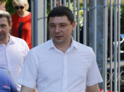 Мэр Краснодара призвал ремонтировать школы, сохраняя их «старый» вид