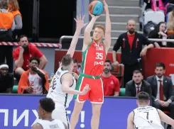 ПБК «Локомотив-Кубань» обыграл баскетболистов из Нижнего Новгорода, набрав больше 100 очков за матч