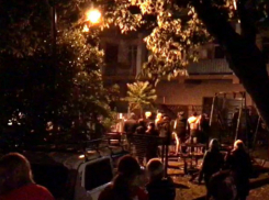 В центре Сочи взорвался дом: под завалами ищут людей