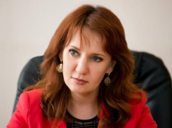 Выплаты земским докторам и учителям освободят от налогов