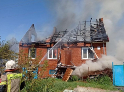 Два частных дома уничтожены пожаром под Краснодаром